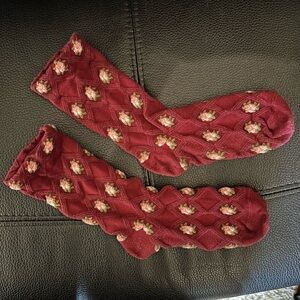 Sezane Maroon/Burgundy Pink Floral Julia Socks